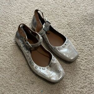 Free People Mystic Mary Jane Flats Shoes Studded Buckle, size 37 (6.5 US)